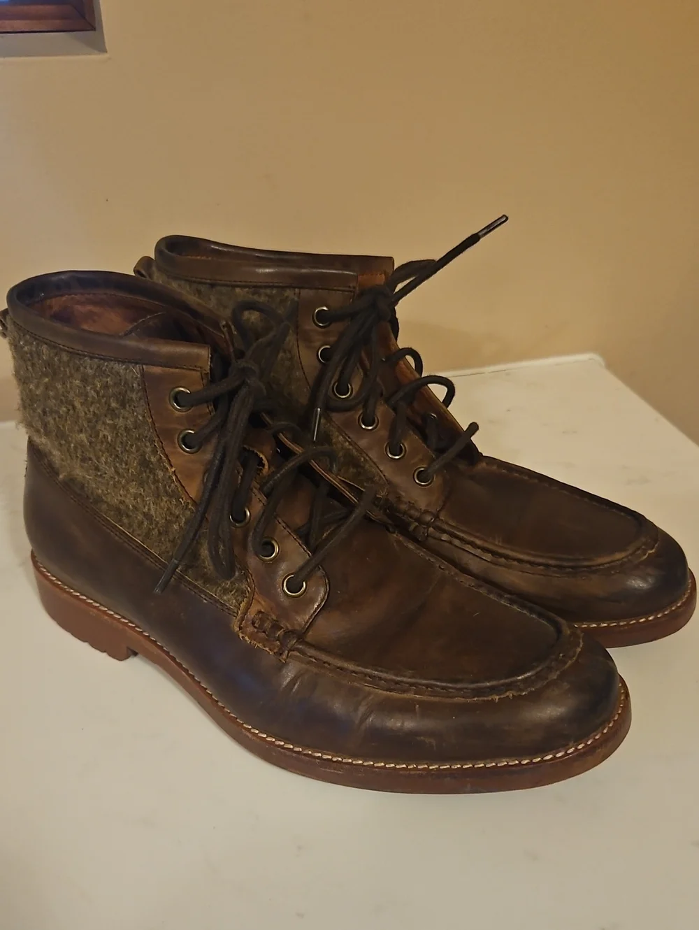 Warfield & Grand - Men's Leather Moc Toe Lace-Up Boot